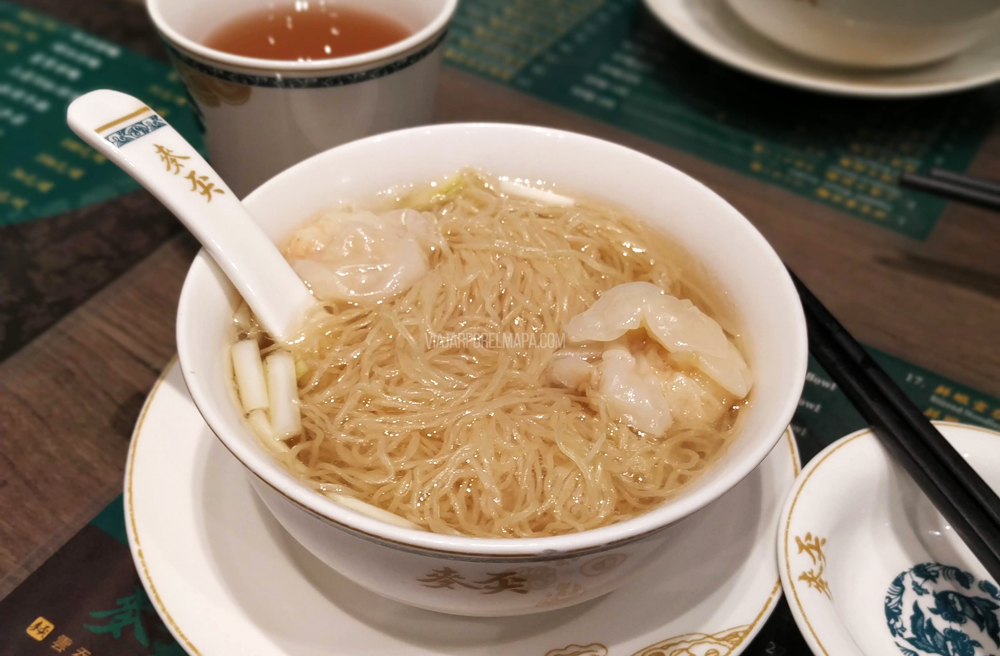 sopa wonton de Mak's noodles. Dónde comer en Hong Kong